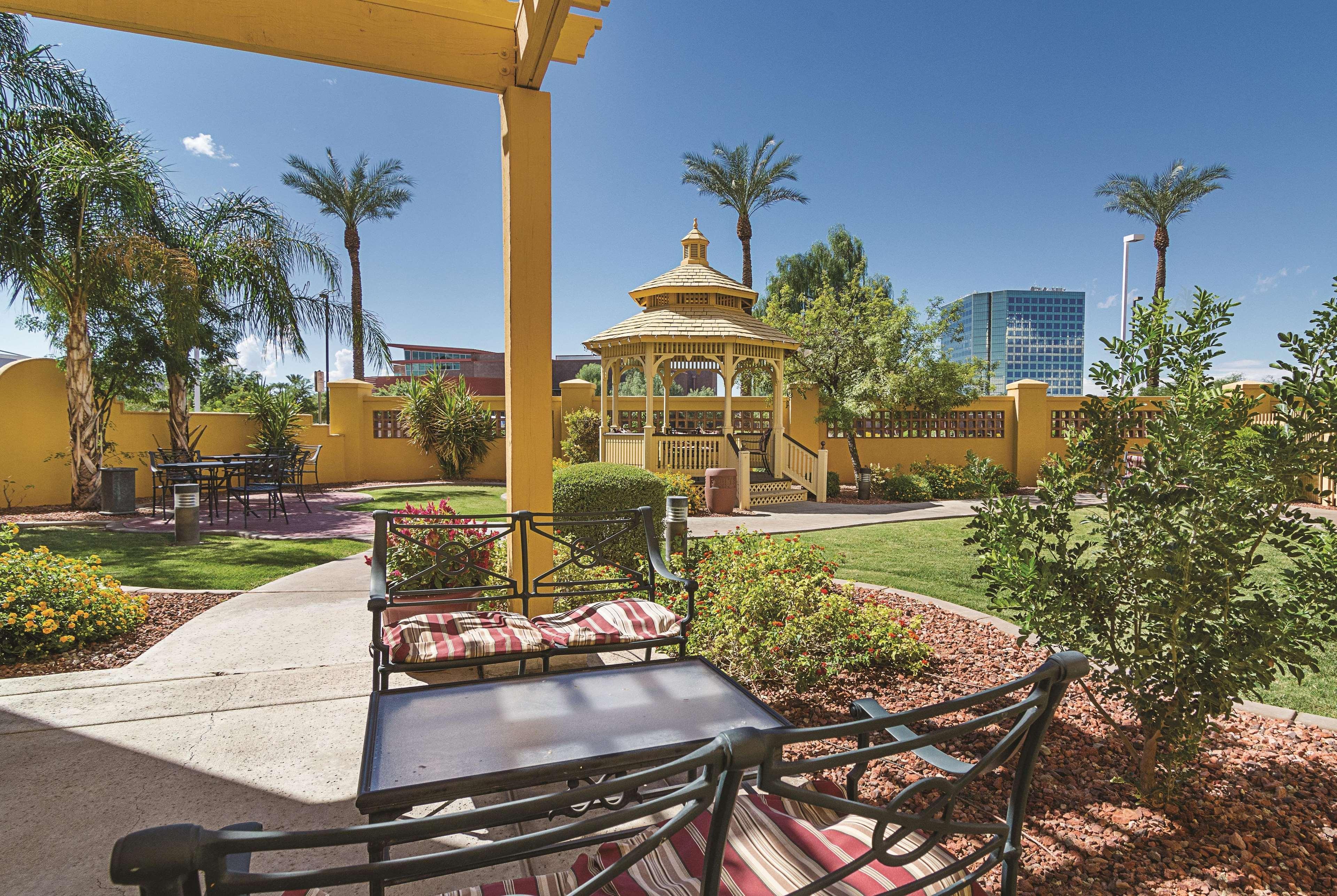 La Quinta By Wyndham Phoenix Mesa West Exterior photo
